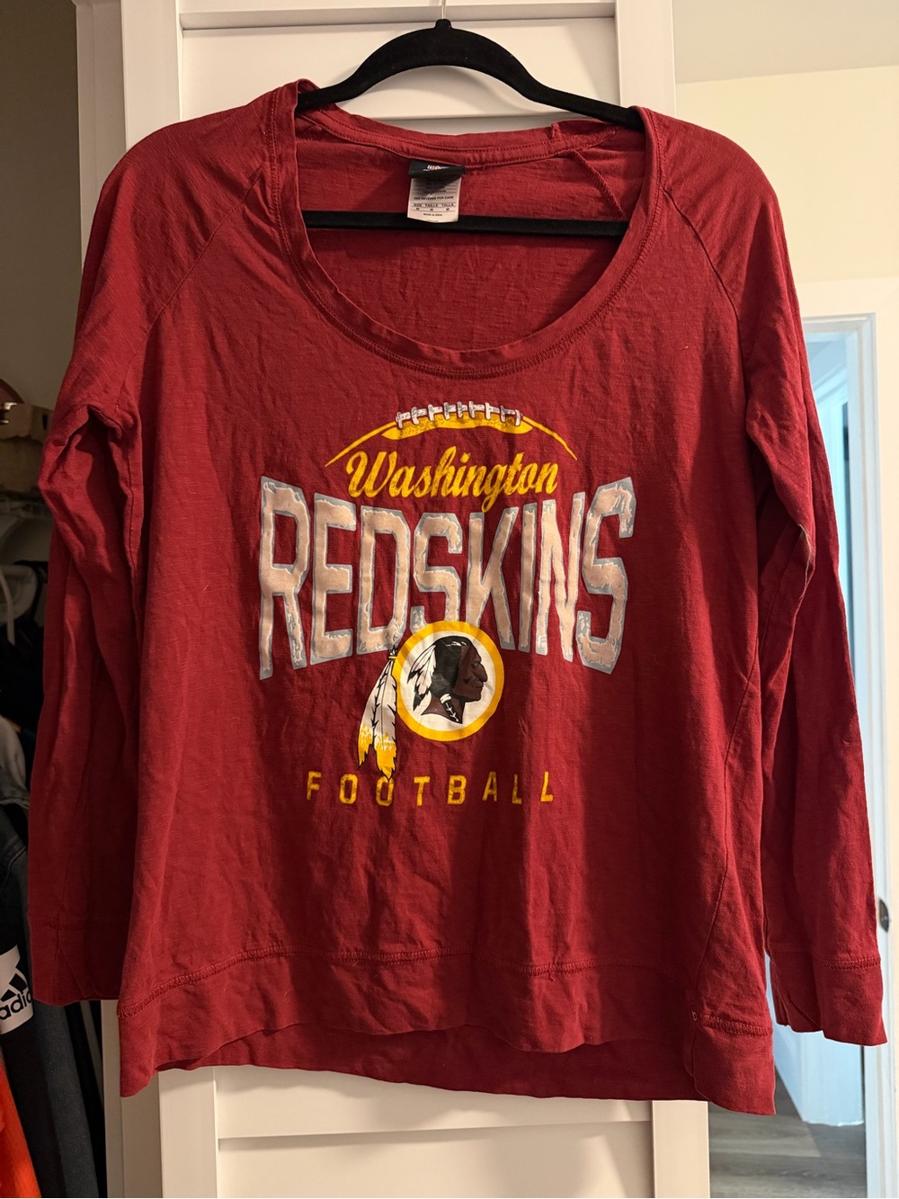 Washington Red…. FOOTBALL NFL hail Long Sleeve Women's Tee - Red